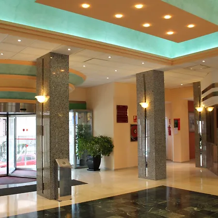 Parasol By Dorobe Hotel