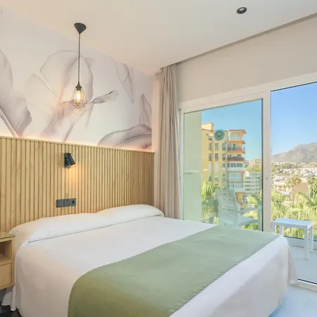 Hotel Parasol By Dorobe