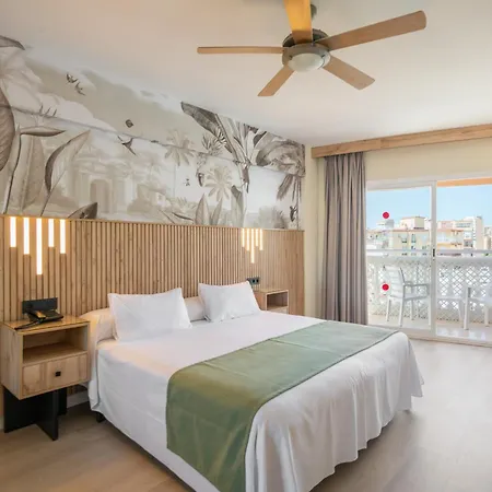 Hotel Parasol Garden 4*