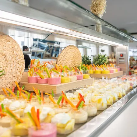 Parasol Garden Hotel